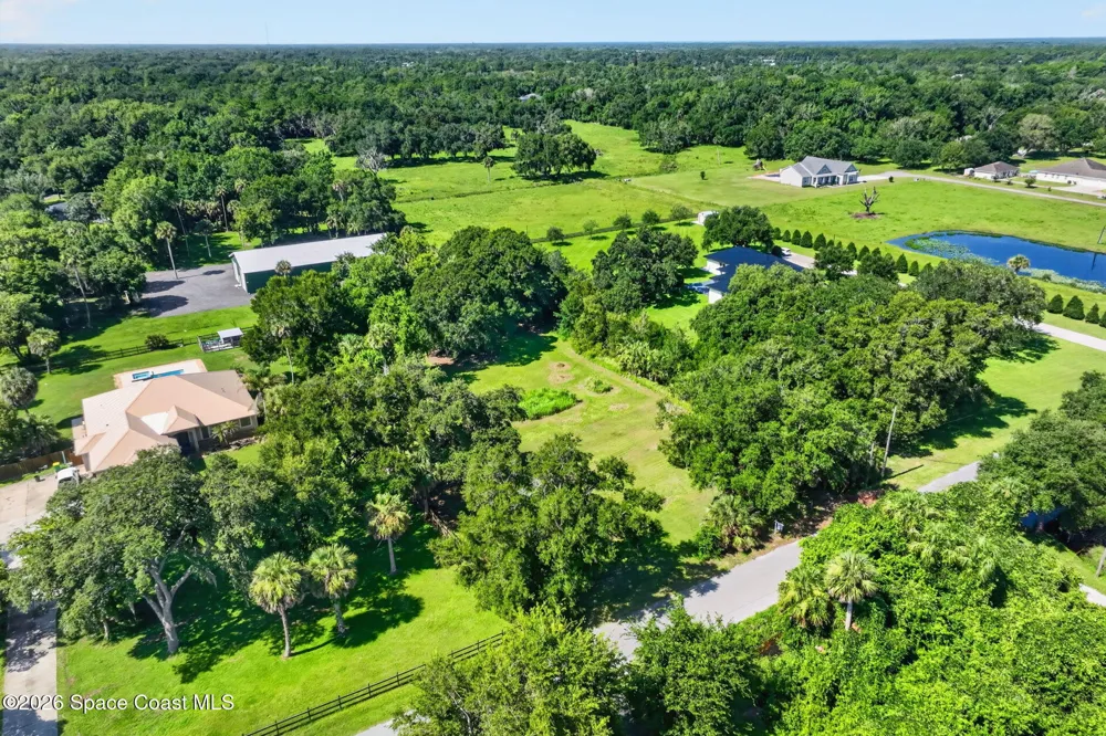 3345 Carter Road Mims, FL 32754