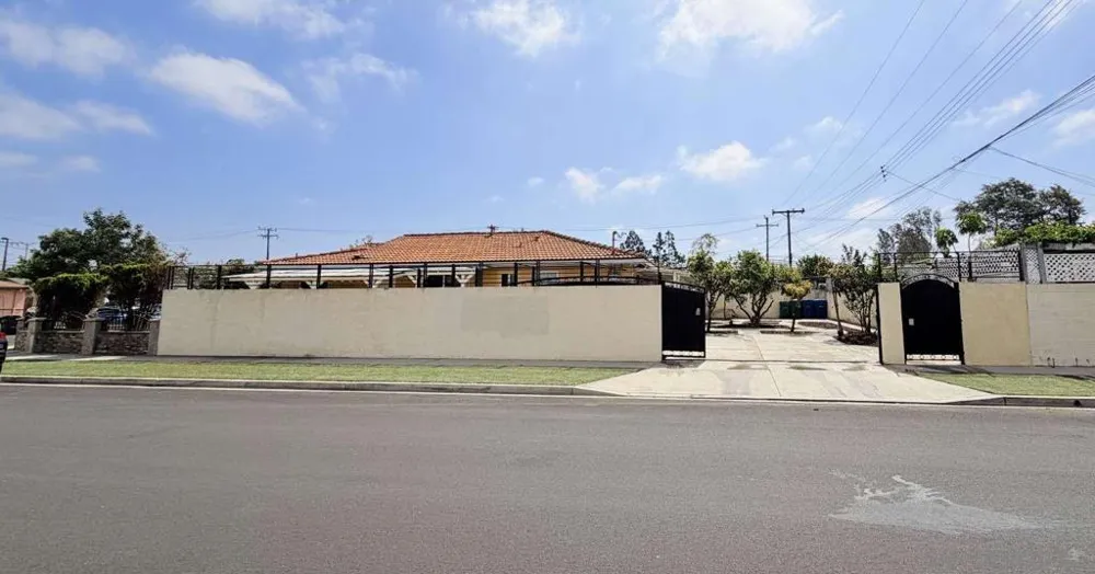 8962 Elvira Westminster, CA 92683