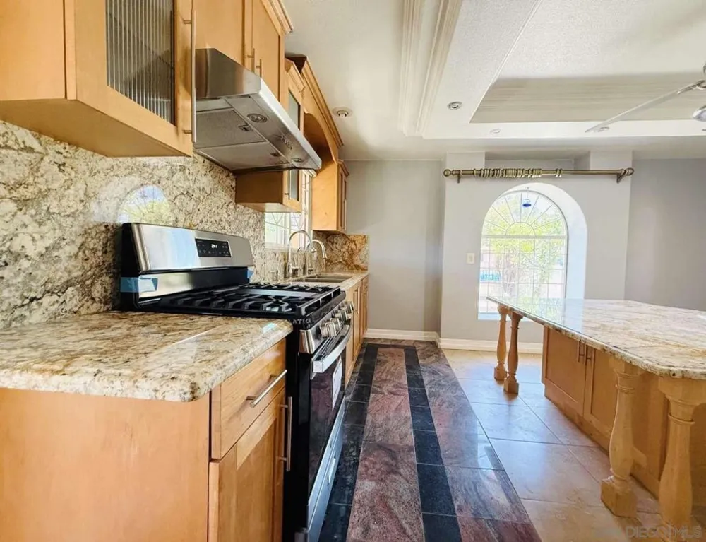8962 Elvira Westminster, CA 92683
