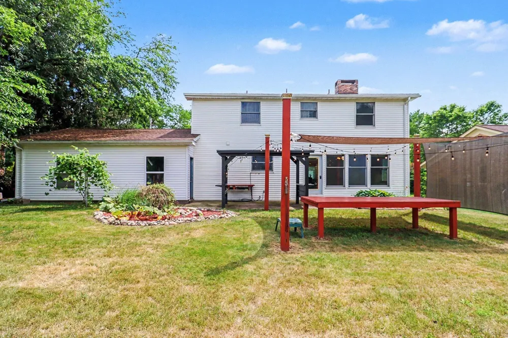515 E Pine Street Fremont, MI 49412