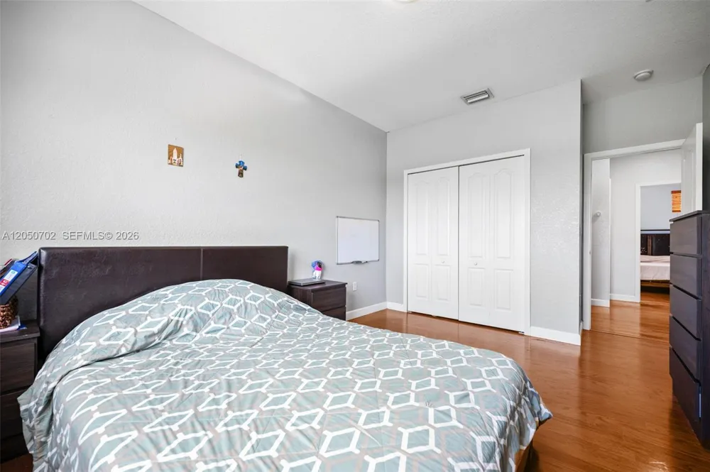 6504 SW 166th Ct Miami, FL 33193