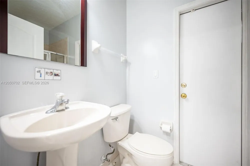 6504 SW 166th Ct Miami, FL 33193