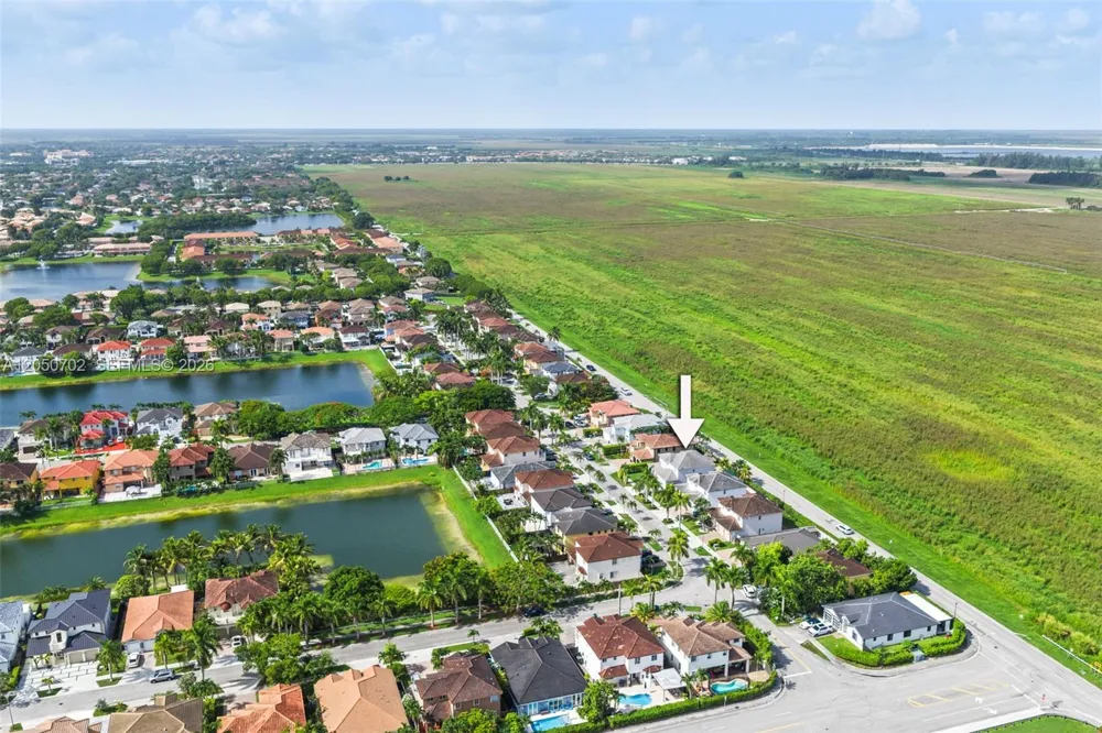 6504 SW 166th Ct Miami, FL 33193