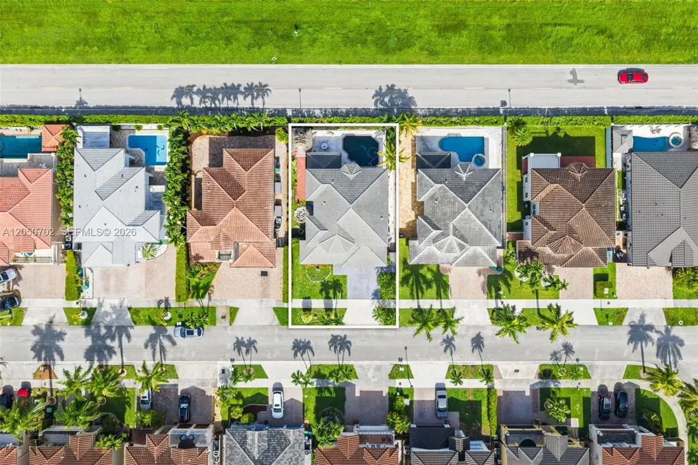 6504 SW 166th Ct Miami, FL 33193