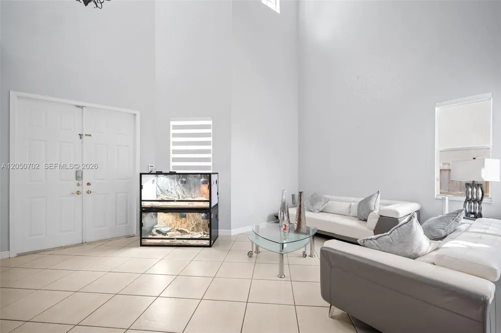 6504 SW 166th Ct Miami, FL 33193