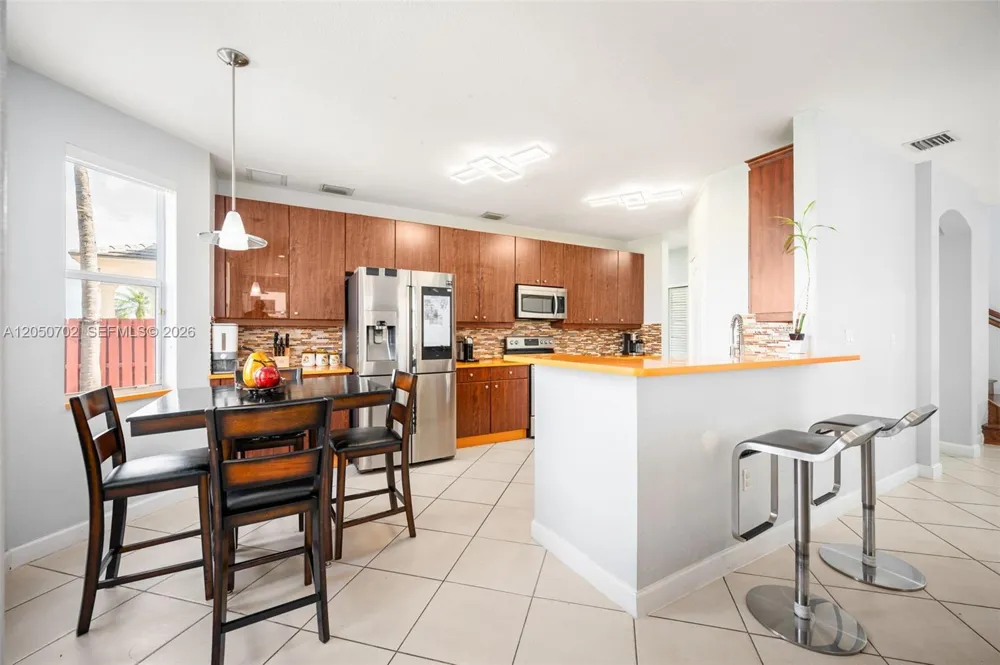 6504 SW 166th Ct Miami, FL 33193