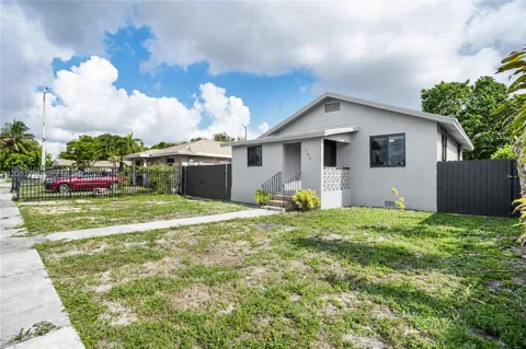 781 NW 108th St