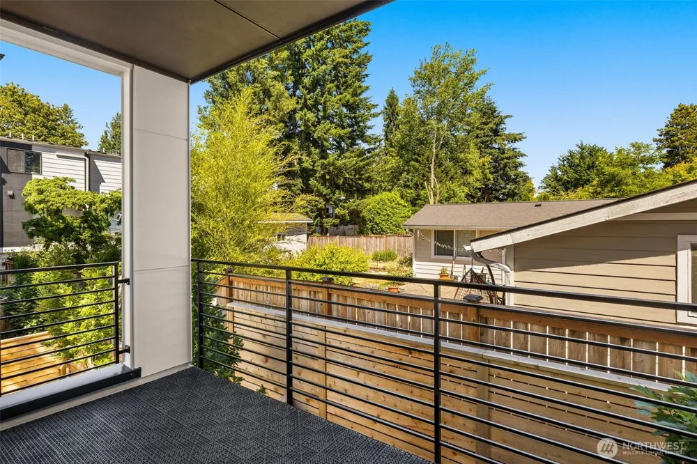 18002 A 10th Avenue NE Shoreline, WA 98155