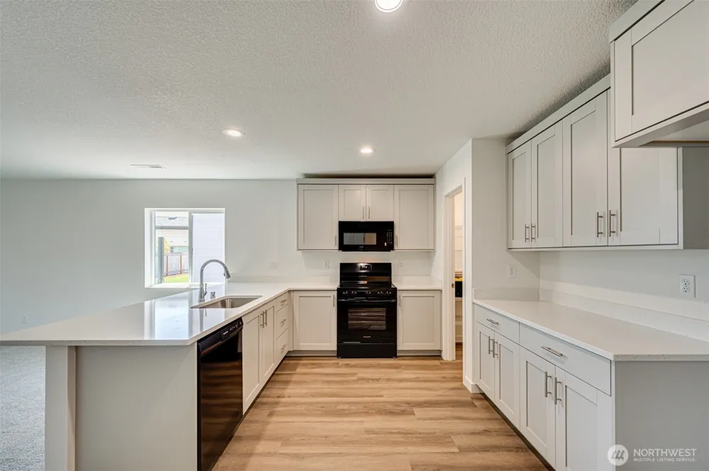 2008 Henderson Way Longview, WA 98632