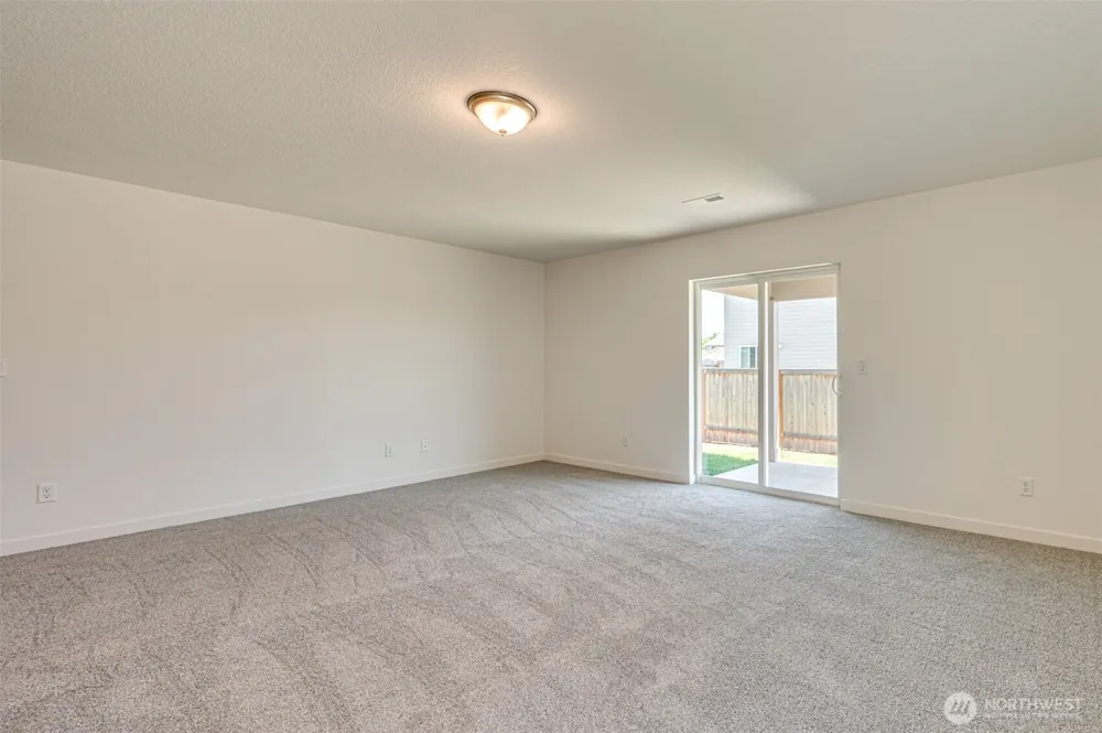 2008 Henderson Way Longview, WA 98632