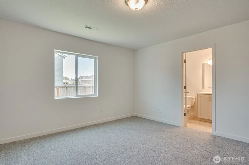 2008 Henderson Way Longview, WA 98632