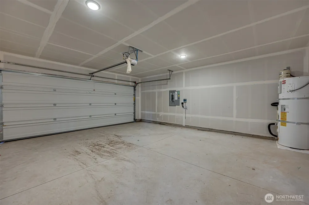 2008 Henderson Way Longview, WA 98632