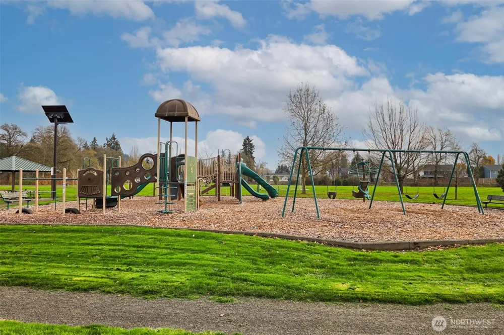 2008 Henderson Way Longview, WA 98632