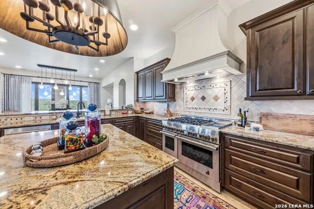 1634 KALLENBERG -KLINKSEIK Fredericksburg, TX 78624