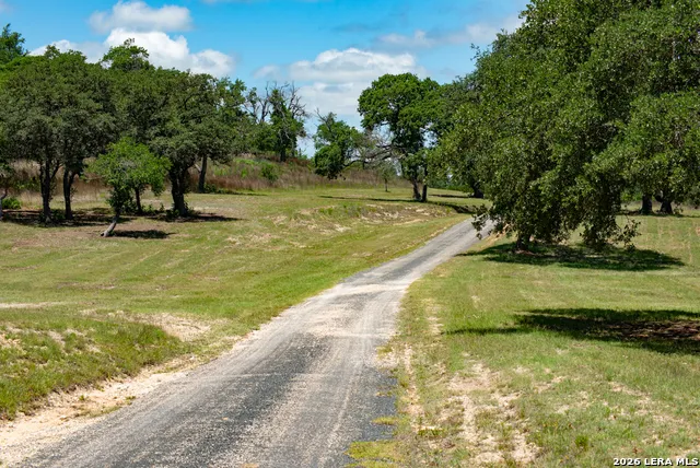1634 KALLENBERG -KLINKSEIK Fredericksburg, TX 78624