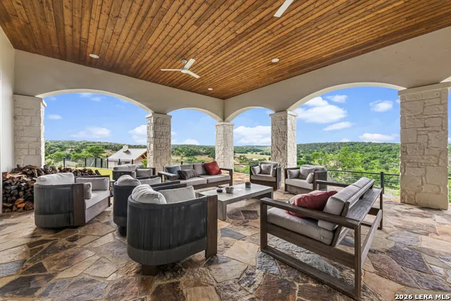 1634 KALLENBERG -KLINKSEIK Fredericksburg, TX 78624