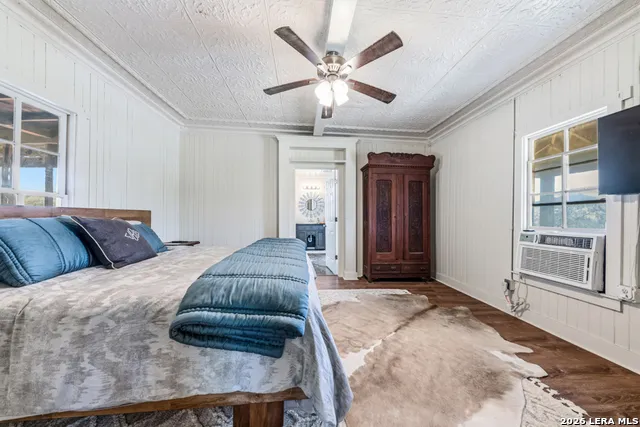 1634 KALLENBERG -KLINKSEIK Fredericksburg, TX 78624