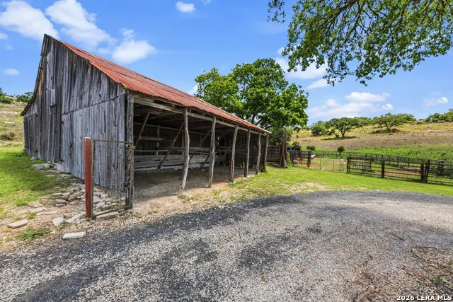 1634 KALLENBERG -KLINKSEIK Fredericksburg, TX 78624