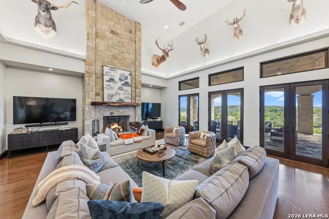 1634 KALLENBERG -KLINKSEIK Fredericksburg, TX 78624