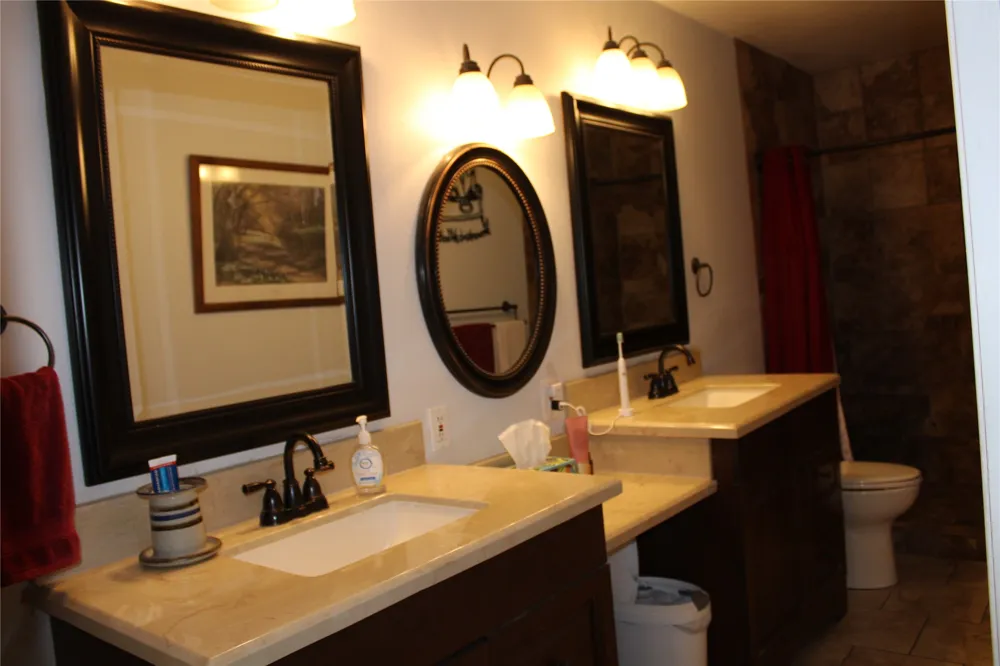 208 PARK DR Early, TX 76802