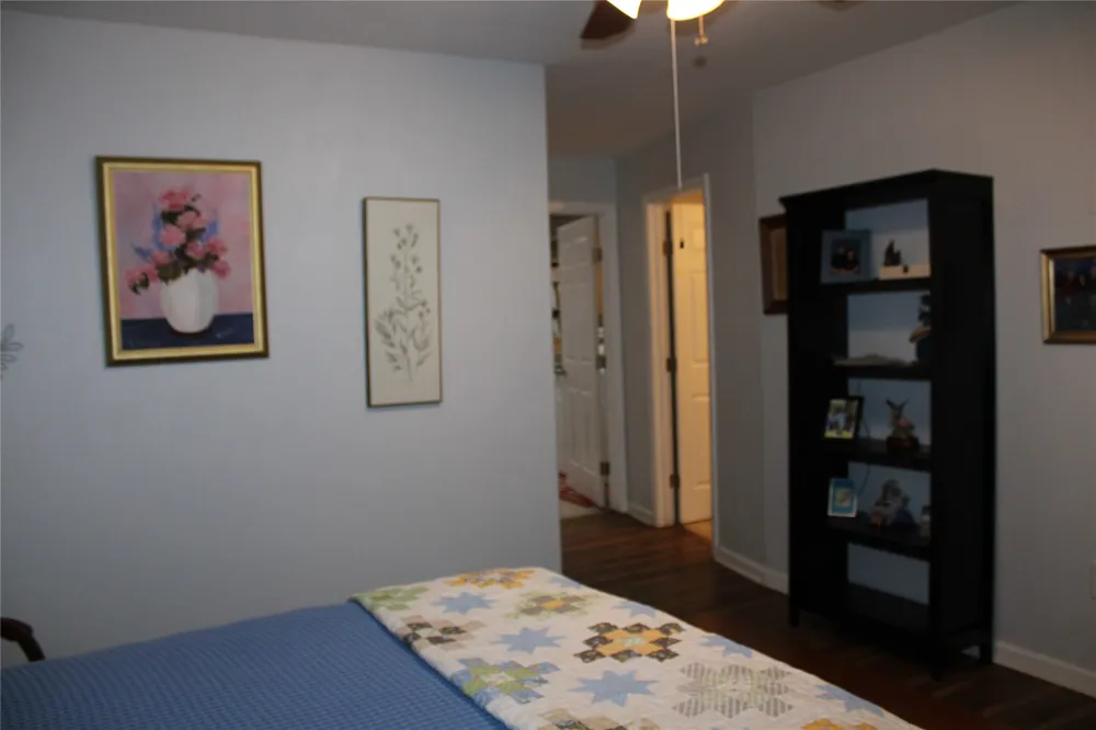 208 PARK DR Early, TX 76802