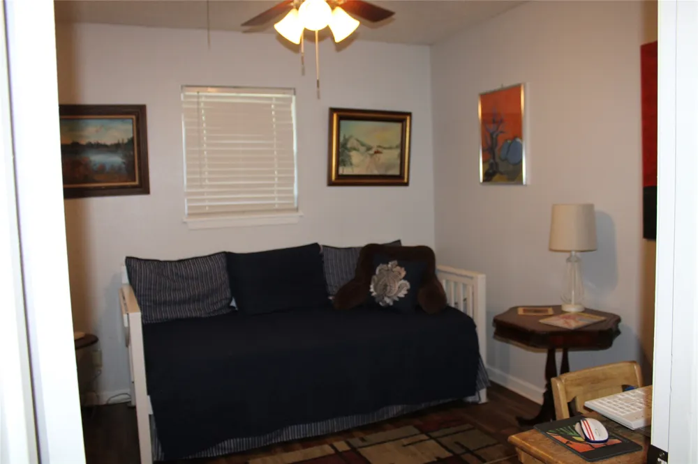208 PARK DR Early, TX 76802