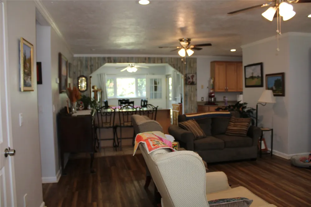 208 PARK DR Early, TX 76802