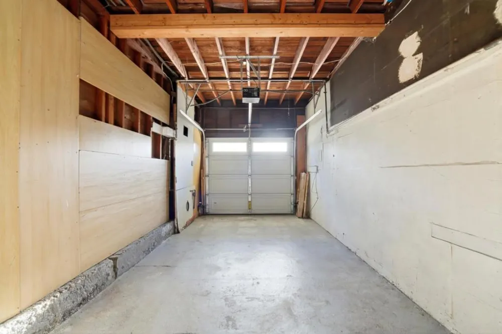 1030 Bradley Way East Palo Alto, CA 94303