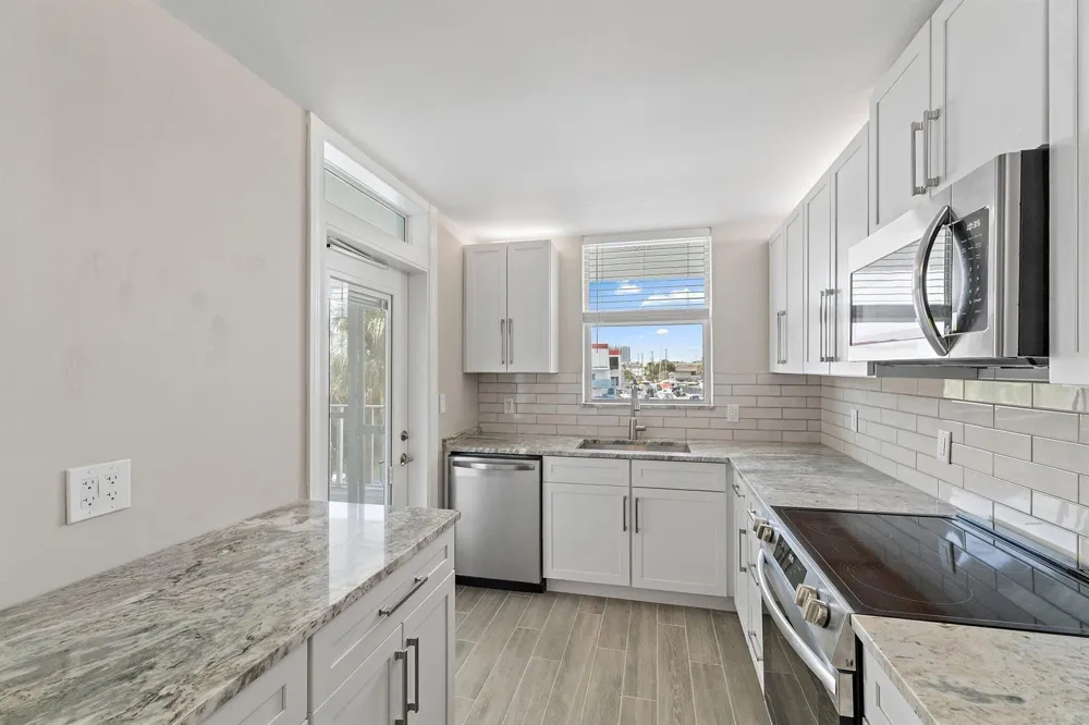 108 Paradise Harbour Boulevard #314 North Palm Beach, FL 33408