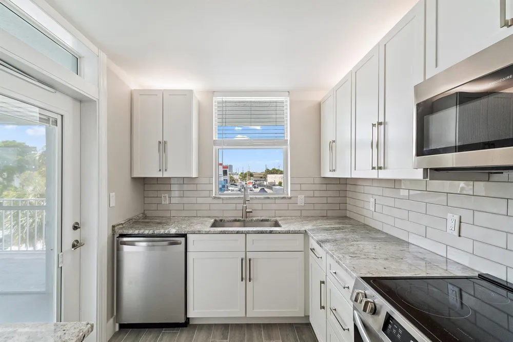 108 Paradise Harbour Boulevard #314 North Palm Beach, FL 33408