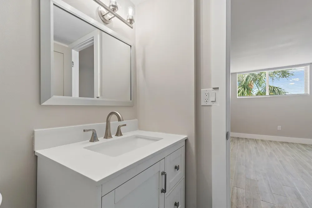 108 Paradise Harbour Boulevard #314 North Palm Beach, FL 33408