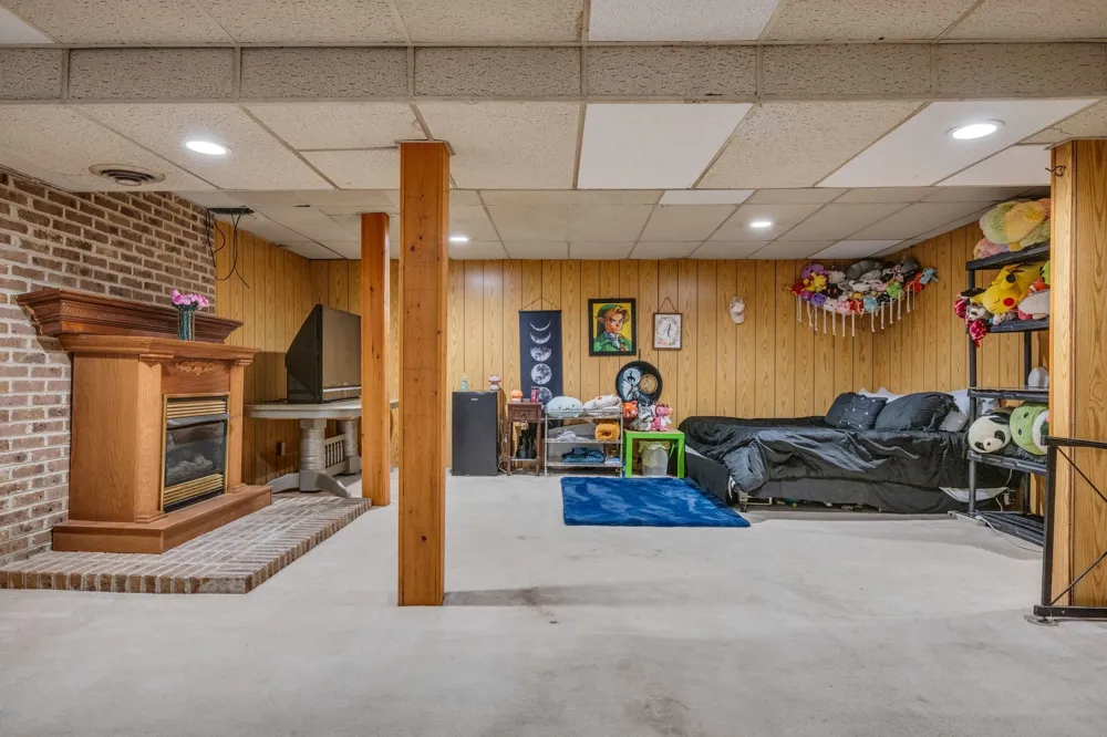 1337 Lee Brown Road Bon Aqua, TN 37025