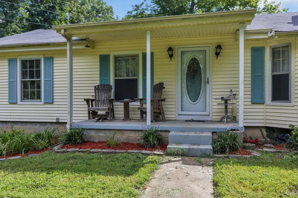 1337 Lee Brown Road Bon Aqua, TN 37025