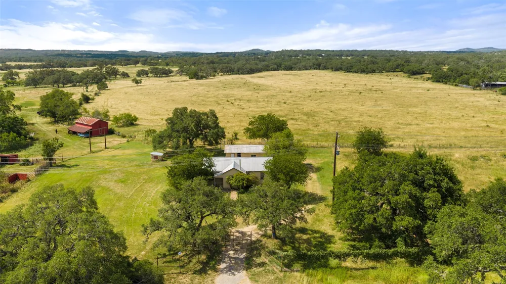 3310 Ranch Road 165 Blanco, TX 78606