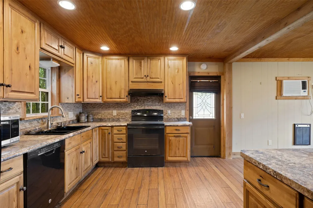 3310 Ranch Road 165 Blanco, TX 78606