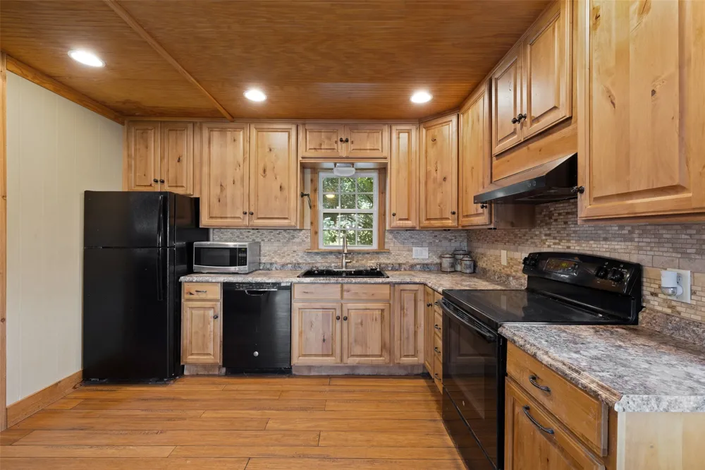 3310 Ranch Road 165 Blanco, TX 78606