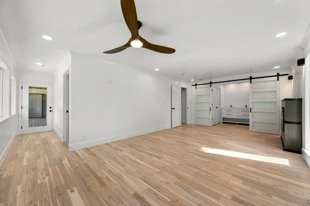 101 Third Sid W Horseshoe Bay, TX 78657