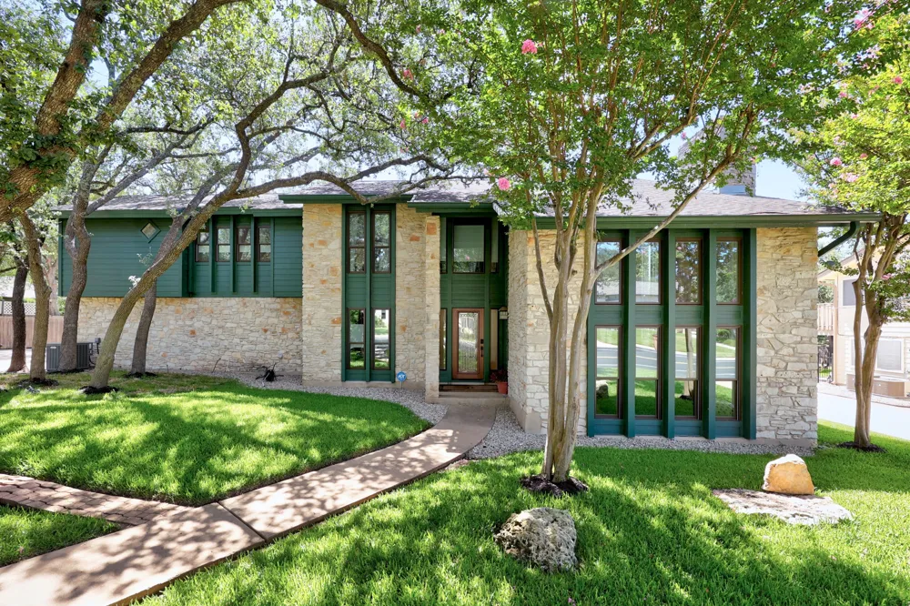 10805 Spicewood Parkway Austin, TX 78750