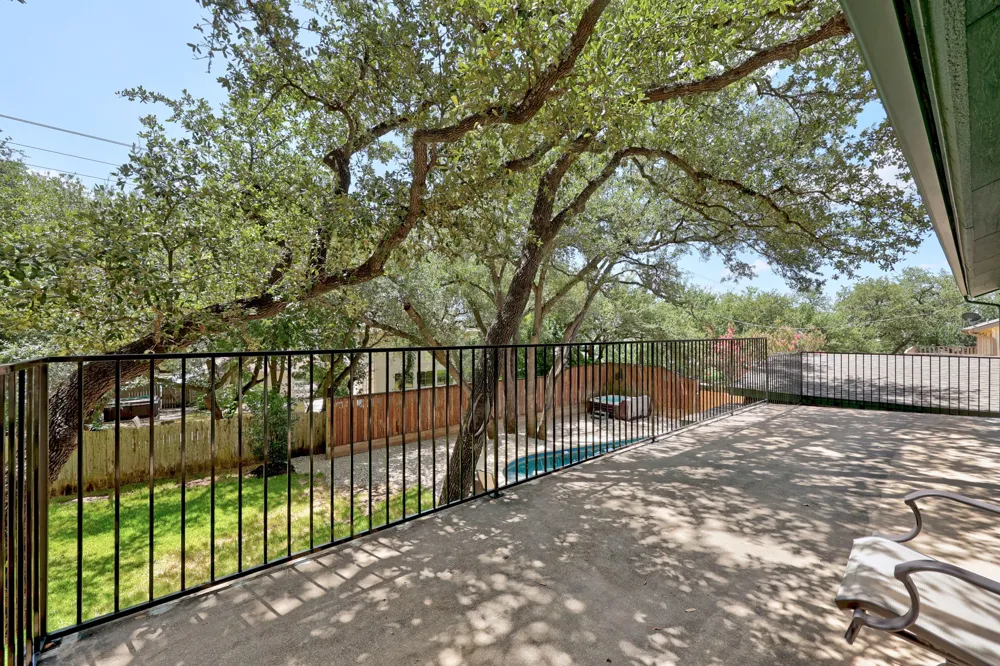 10805 Spicewood Parkway Austin, TX 78750