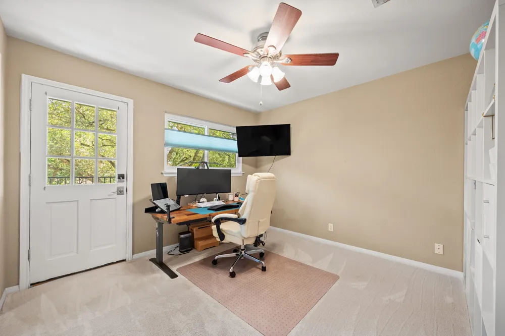 10805 Spicewood Parkway Austin, TX 78750