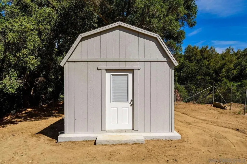 45050 Camaron RD Temecula, CA 92590