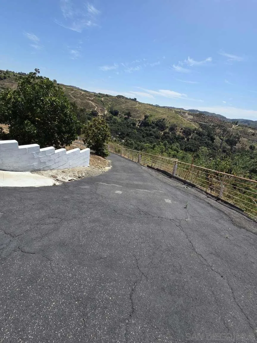 45050 Camaron RD Temecula, CA 92590