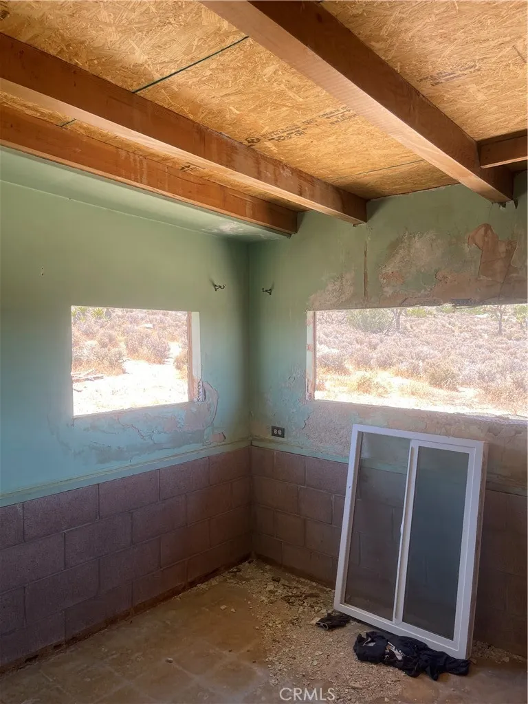7362 Mesa Road Lucerne Valley, CA 92356