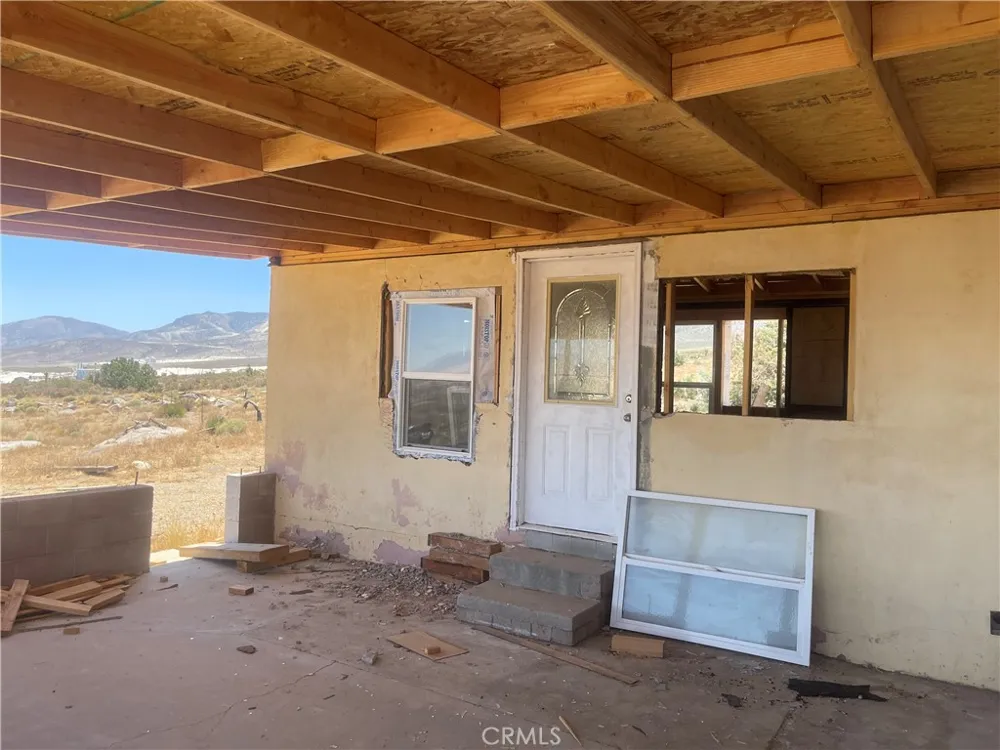 7362 Mesa Road Lucerne Valley, CA 92356