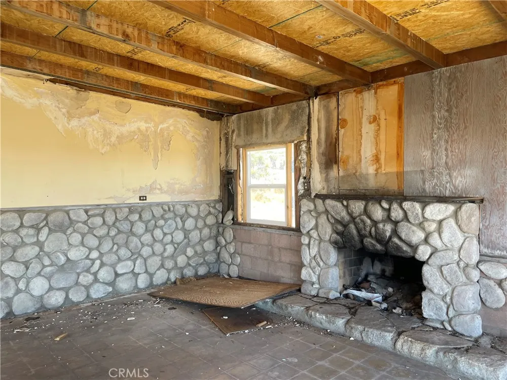 7362 Mesa Road Lucerne Valley, CA 92356