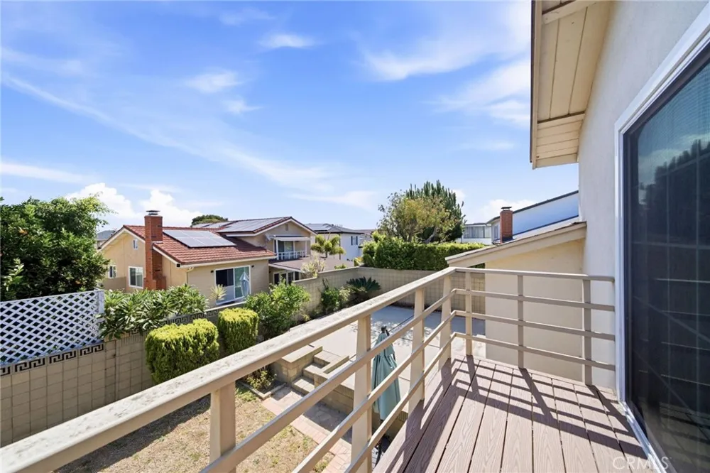 1047 Ashbridge Lane Harbor City, CA 90710