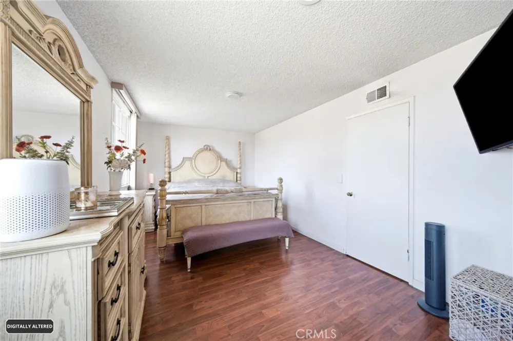 1047 Ashbridge Lane Harbor City, CA 90710