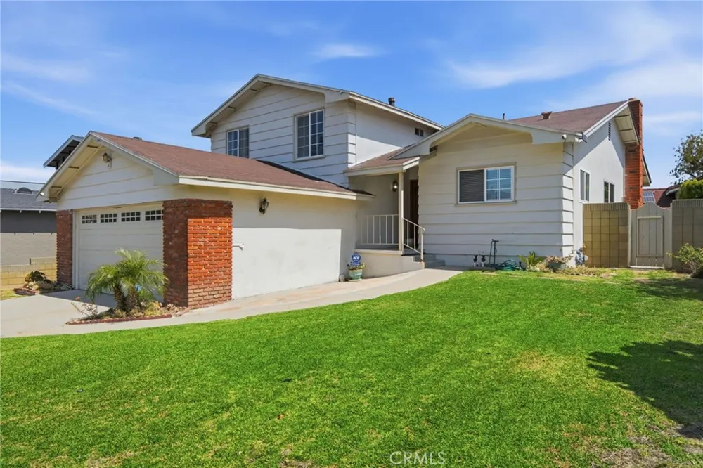 1047 Ashbridge Lane Harbor City, CA 90710