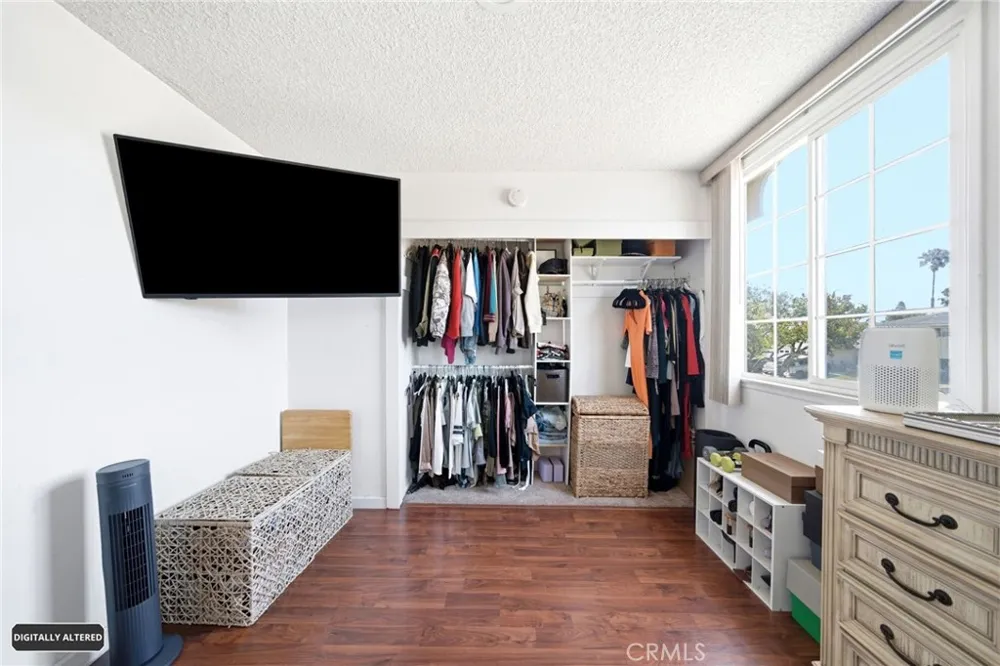 1047 Ashbridge Lane Harbor City, CA 90710