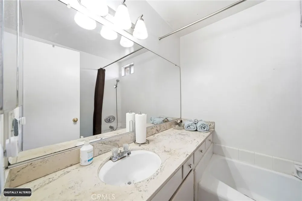 1047 Ashbridge Lane Harbor City, CA 90710